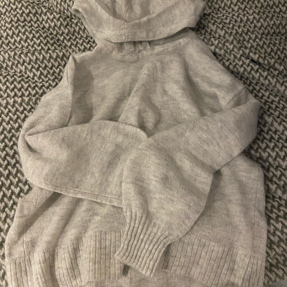 Sweater with hood